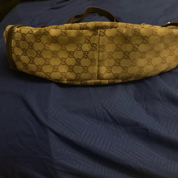 Authentic good condition gucci abbey bag - Picture 2 of 7
